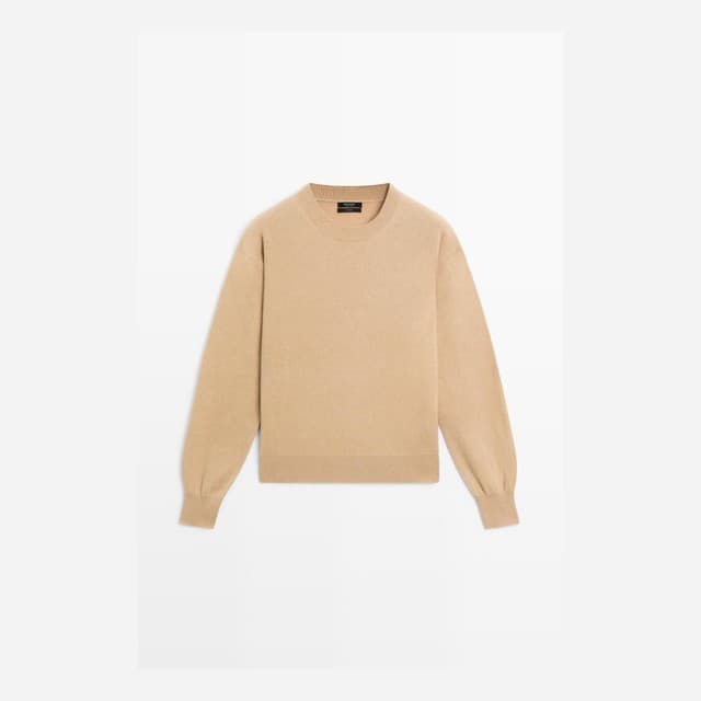 Product item flying into a PDF lookbook